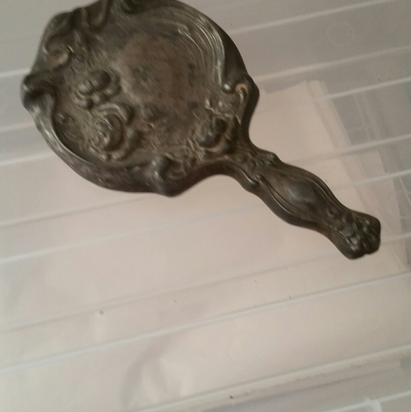 🔴 vintage hand mirror